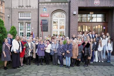 Liceum Ekonomiczne w Siemianowicach Śląskich upamiętnione tablicą pamiątkową