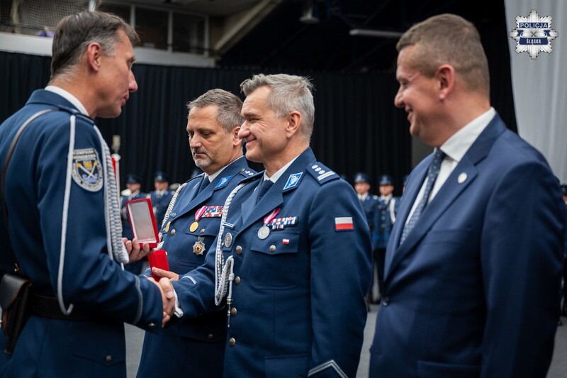 Komendant Miejski Policji w Siemianowicach Śląskich wyróżniony odznaką