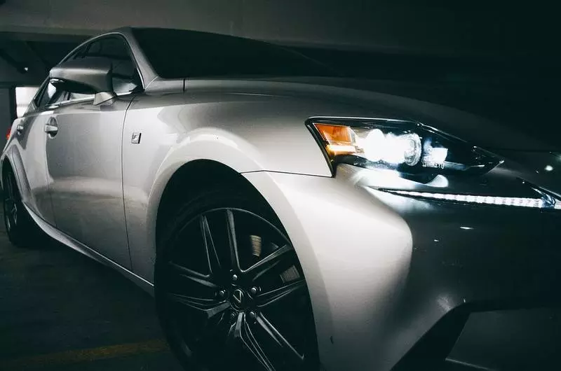 Leasing, kredyt samochodowy czy kredyt gotówkowy - jak sfinansować zakup pojazdu?