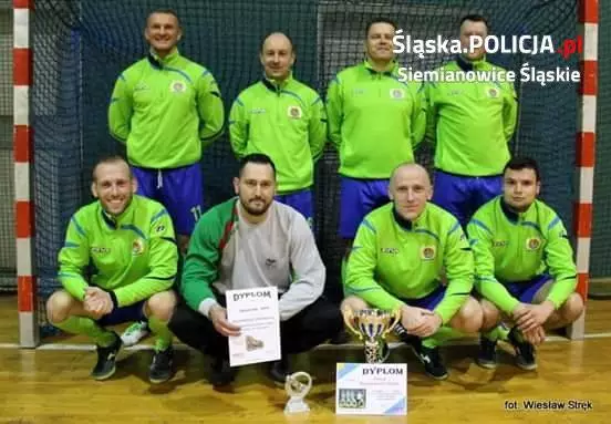 Policjanci z Siemianowic wygrali XXVI Barbórkowy Halowy Turniej Pi&#322;ki No&#380;nej Grup Zawodowy