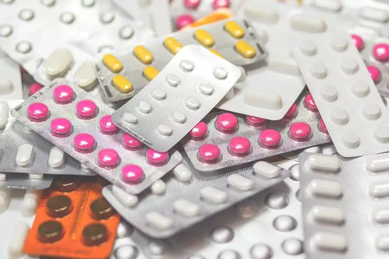 Ponad 2 kg narkotyków w lodówce i garażu – 31-latek trafił do aresztu