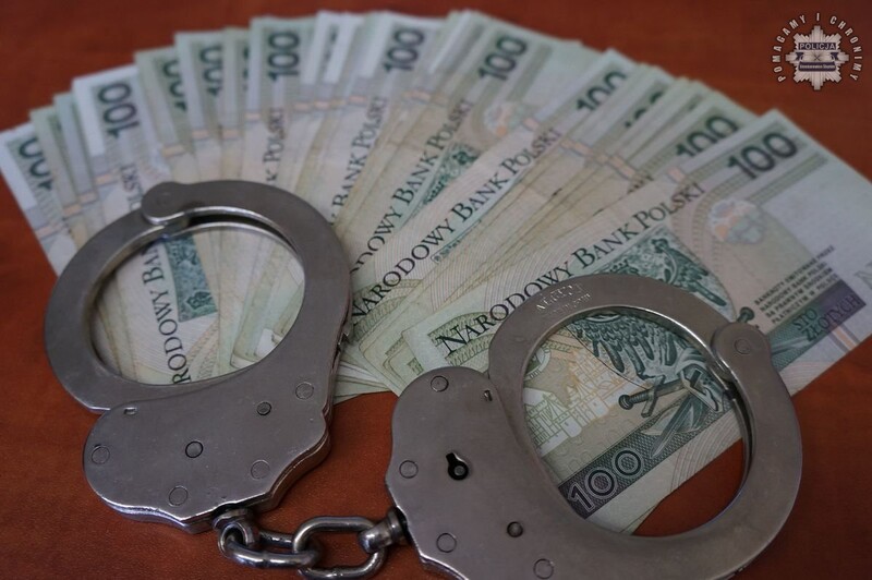 Przekupstwo i narkotyki: 26-latek z Siemianowic Śląskich w rękach policji