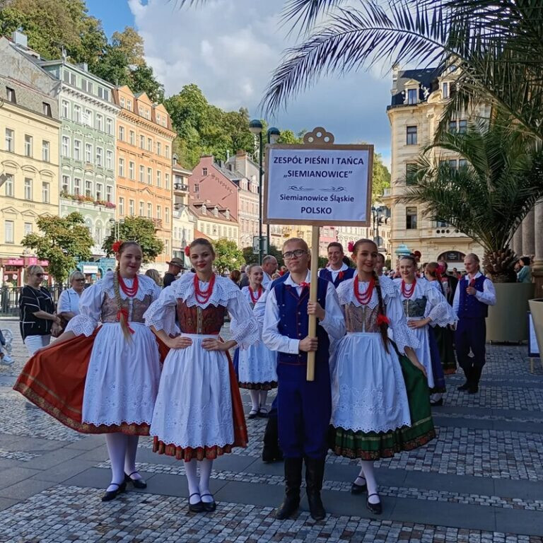 Siemianowice na Festiwalu Folklorystycznym: polska tradycja na scenach Czech